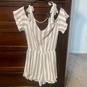 American Eagle Romper